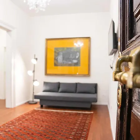EasyTopStay - Crescenzio Elegant Apartment-3