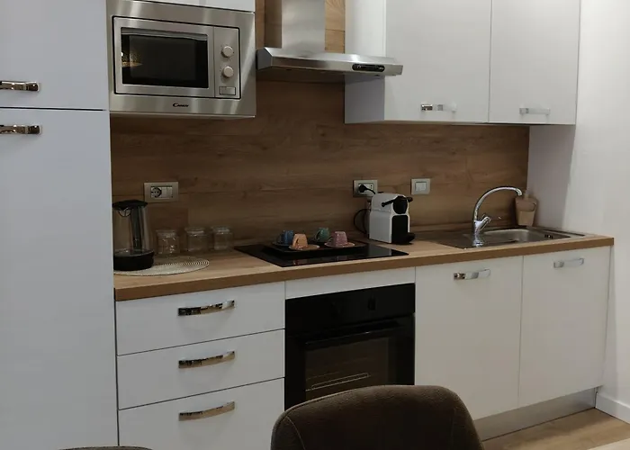 Metro Re di Roma Apartment